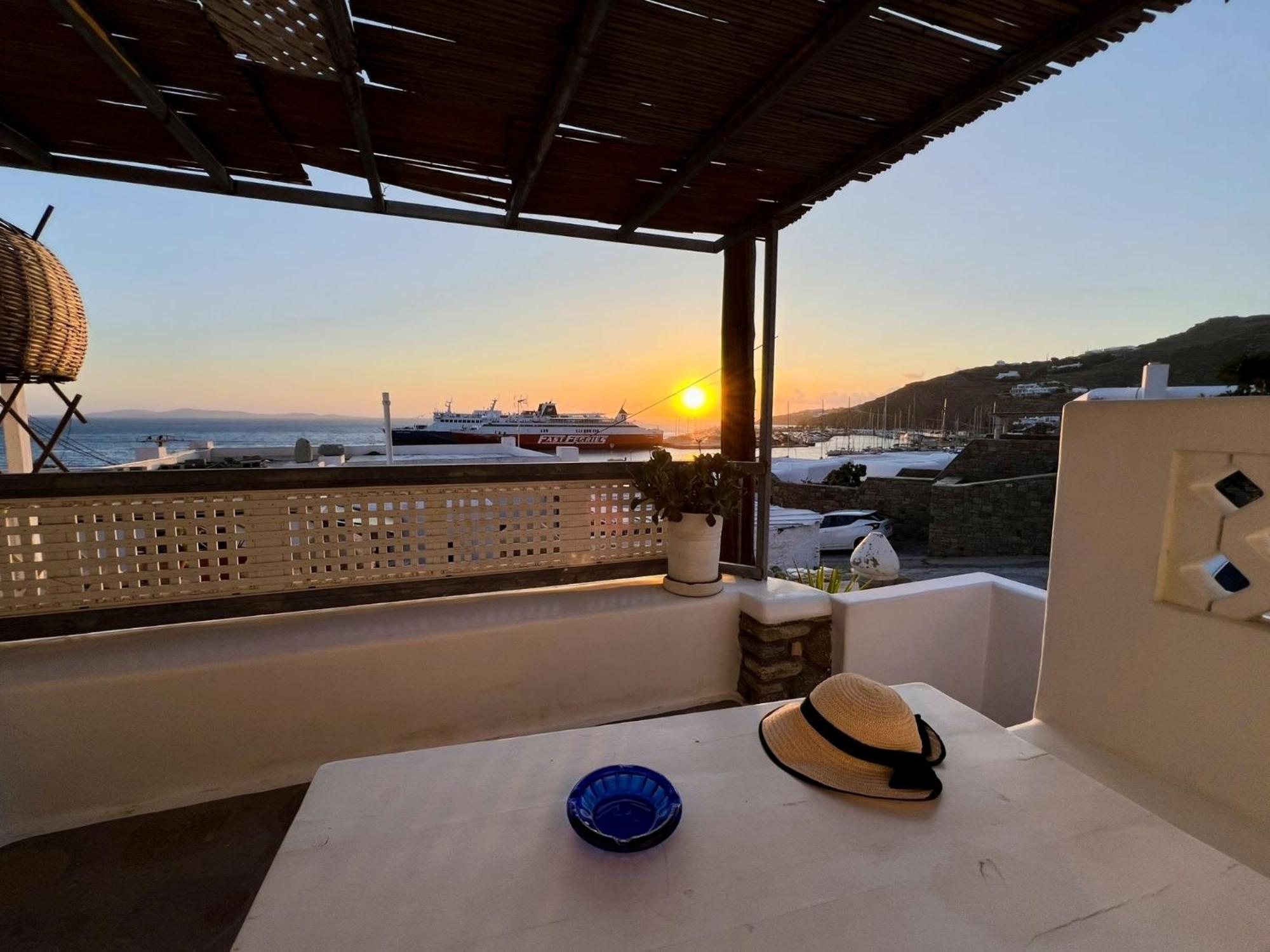 Mykonos Tourlos Nests - Sea View Escape Apartment Ngoại thất bức ảnh